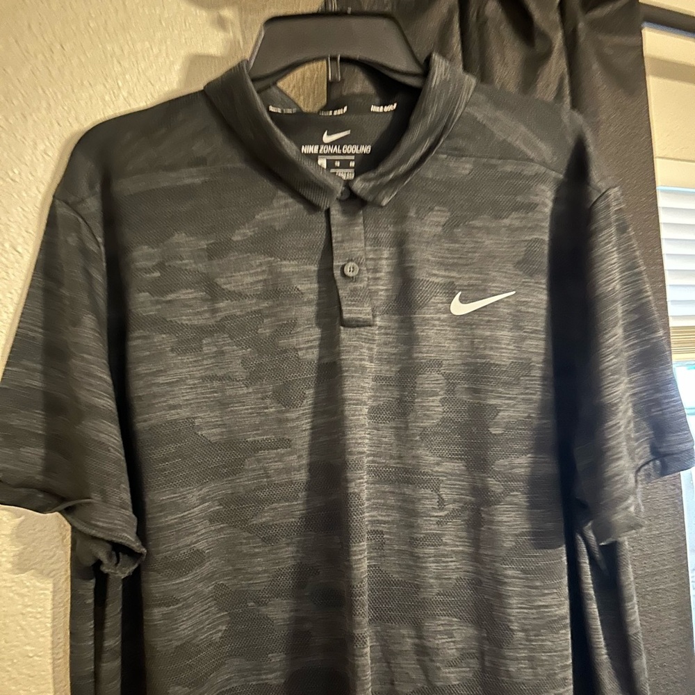 Nike Mens Camo XL Golf Polo